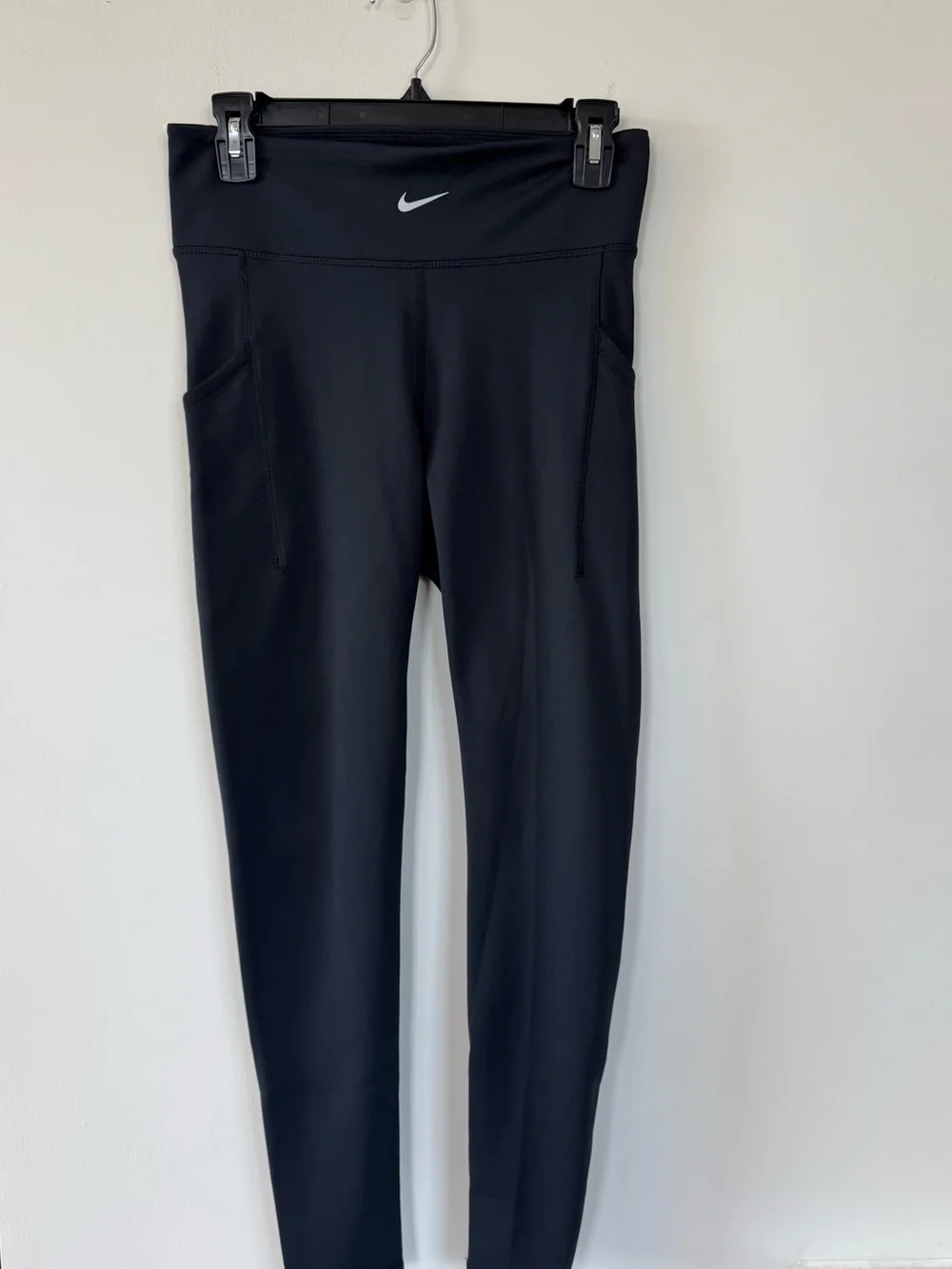 Nike Women's Black High-Rise Performance Leggings